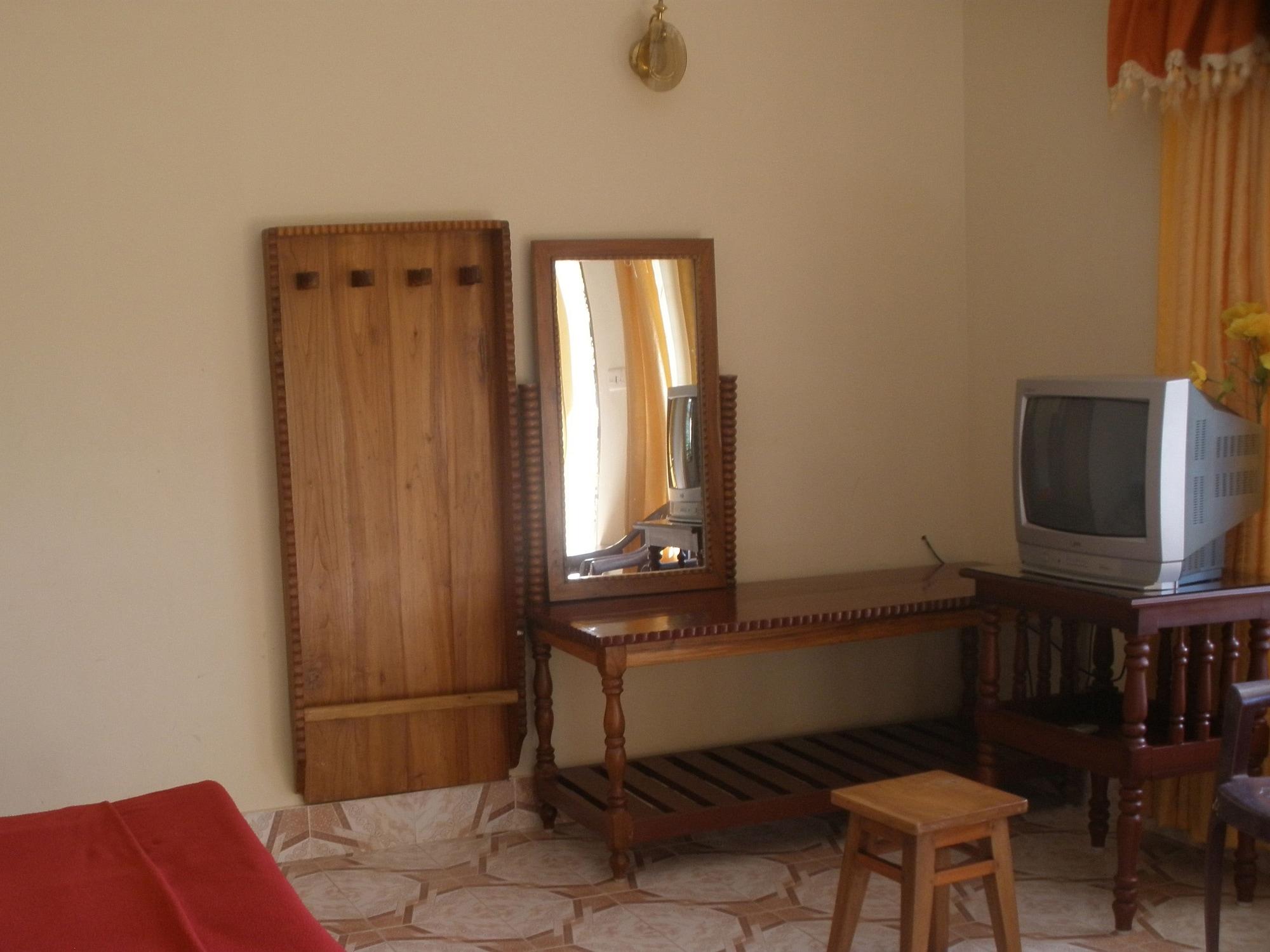 Jungle Palace Homestay Thekkady Exterior foto