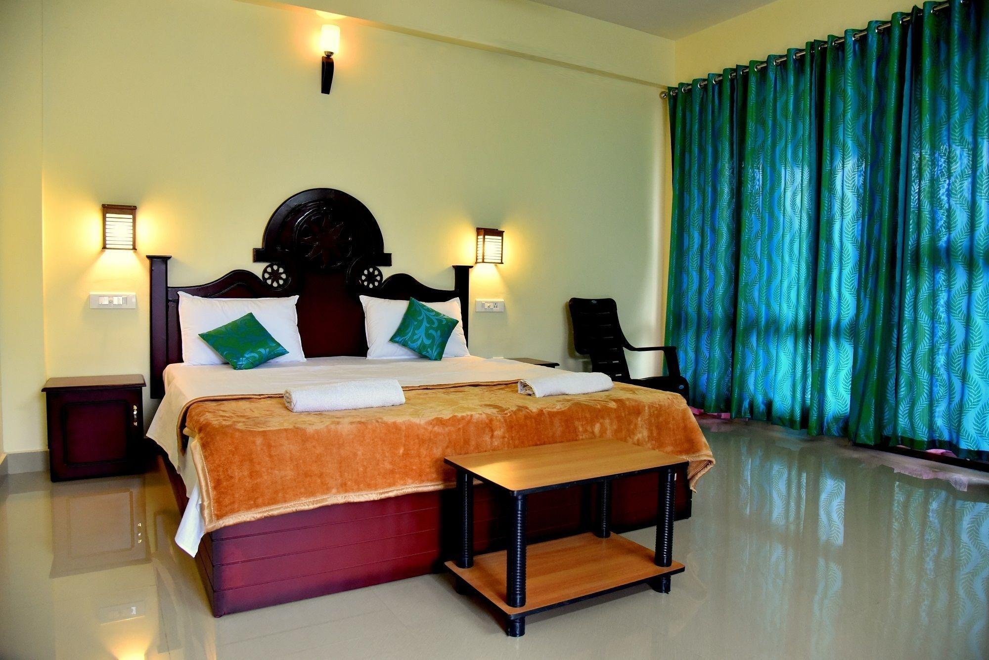 Jungle Palace Homestay Thekkady Exterior foto